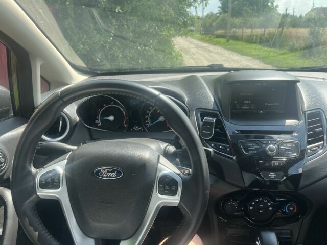 Сірий Форд Фієста, об'ємом двигуна 1.6 л та пробігом 117 тис. км за 6492 $, фото 12 на Automoto.ua