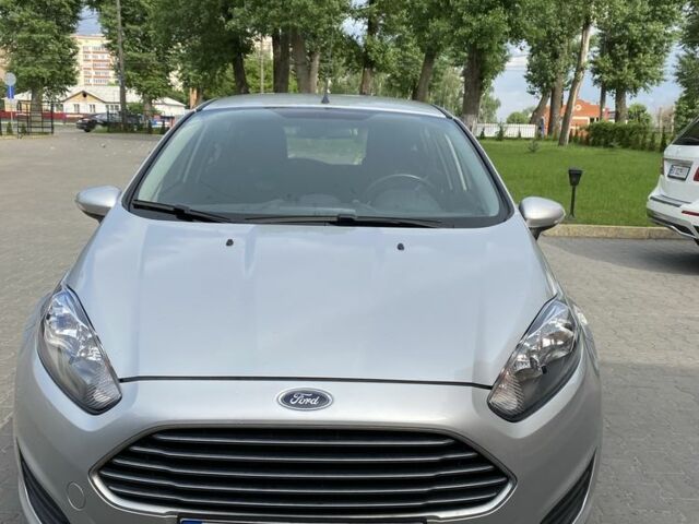 Сірий Форд Фієста, об'ємом двигуна 1 л та пробігом 85 тис. км за 7000 $, фото 2 на Automoto.ua