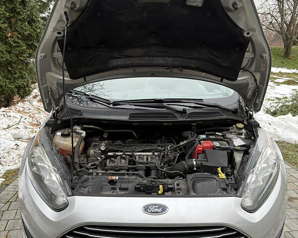 Сірий Форд Фієста, об'ємом двигуна 1.6 л та пробігом 171 тис. км за 7700 $, фото 44 на Automoto.ua