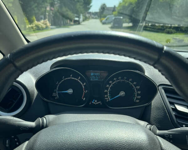 Серый Форд Фиеста, объемом двигателя 1.6 л и пробегом 99 тыс. км за 7500 $, фото 16 на Automoto.ua