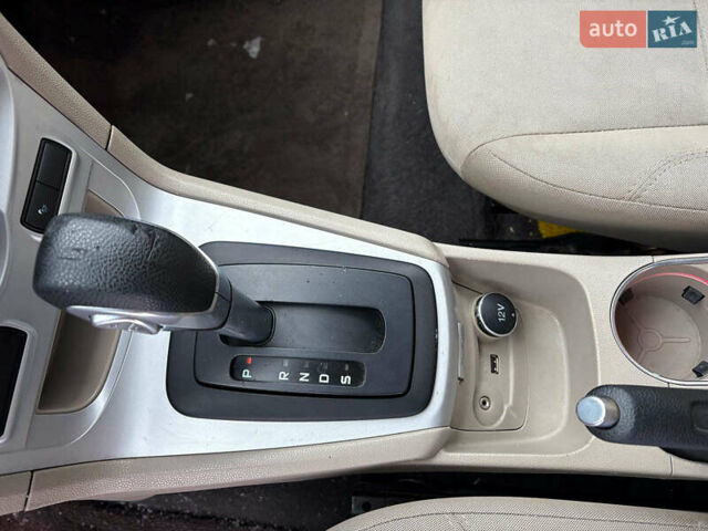 Сірий Форд Фієста, об'ємом двигуна 1.6 л та пробігом 157 тис. км за 7490 $, фото 19 на Automoto.ua