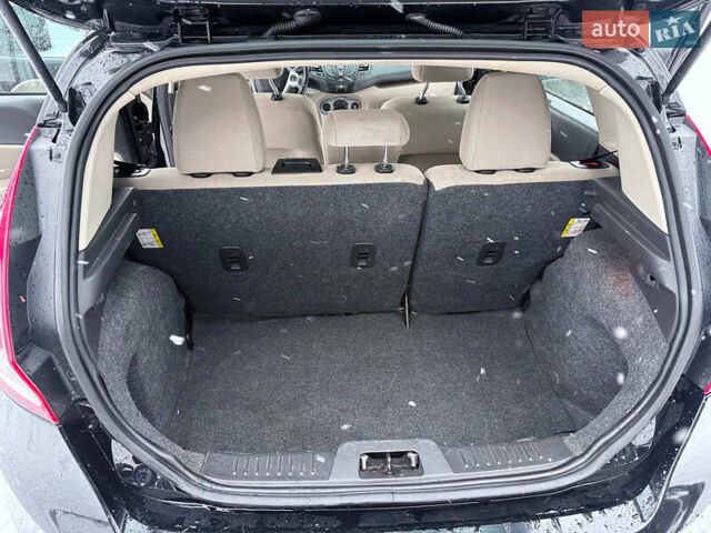 Сірий Форд Фієста, об'ємом двигуна 1.6 л та пробігом 157 тис. км за 7490 $, фото 25 на Automoto.ua