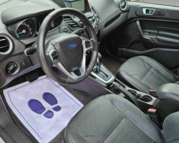 Сірий Форд Фієста, об'ємом двигуна 1.6 л та пробігом 99 тис. км за 3200 $, фото 6 на Automoto.ua