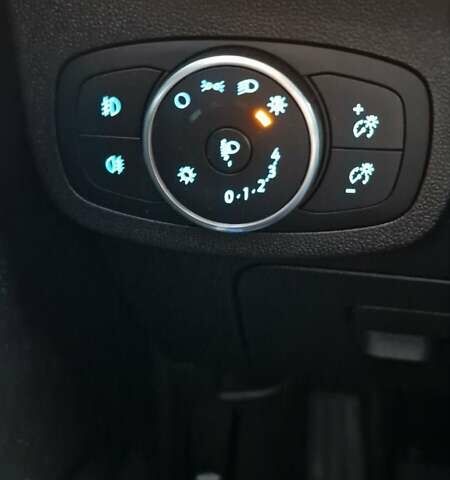 Форд Фиеста 2017 в Виннице на Automoto.ua Серый Форд Фиеста, объемом двигателя 1 л и пробегом 55 тыс. км за 10500 $, фото 4 на Automoto.ua