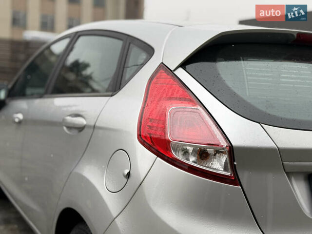 Форд Фиеста 2017 в Тячеве на Automoto.ua Серый Форд Фиеста, объемом двигателя 1.6 л и пробегом 196 тыс. км за 7300 $, фото 26 на Automoto.ua