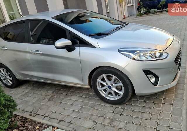 Форд Фиеста 2017 в Виннице на Automoto.ua Серый Форд Фиеста, объемом двигателя 1 л и пробегом 55 тыс. км за 10500 $, фото 8 на Automoto.ua