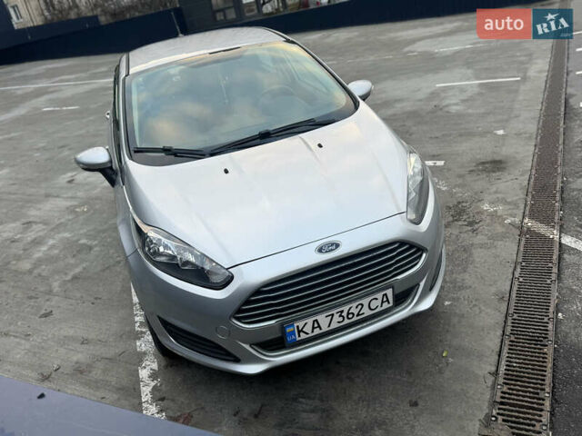 Сірий Форд Фієста, об'ємом двигуна 1.6 л та пробігом 80 тис. км за 8399 $, фото 11 на Automoto.ua