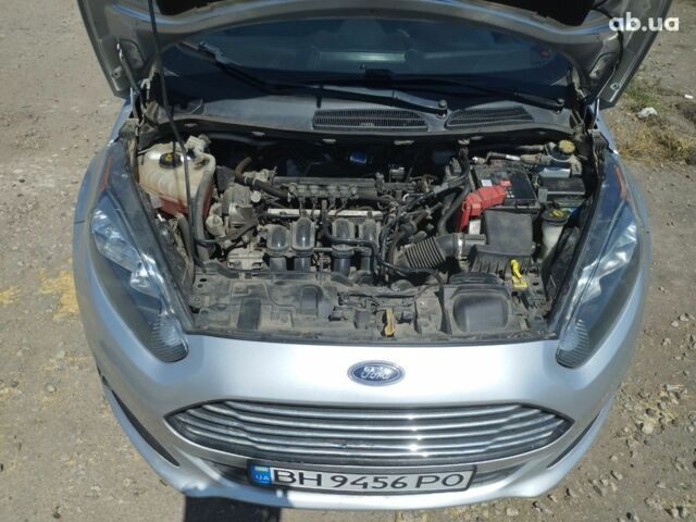 Сірий Форд Фієста, об'ємом двигуна 1.6 л та пробігом 189 тис. км за 7700 $, фото 4 на Automoto.ua
