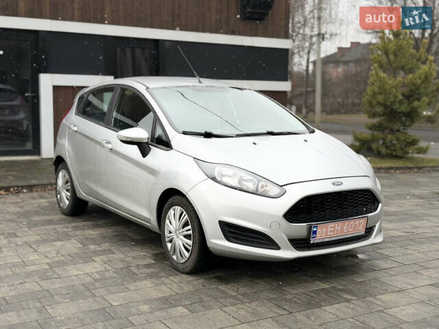 Форд Фиеста 2017 в Тячеве на Automoto.ua Серый Форд Фиеста, объемом двигателя 1.6 л и пробегом 196 тыс. км за 7300 $, фото 3 на Automoto.ua