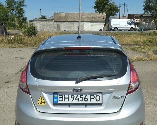 Форд Фиеста 2017 в Кривом Роге на Automoto.ua Серый Форд Фиеста, объемом двигателя 1.6 л и пробегом 190 тыс. км за 7500 $, фото 11 на Automoto.ua
