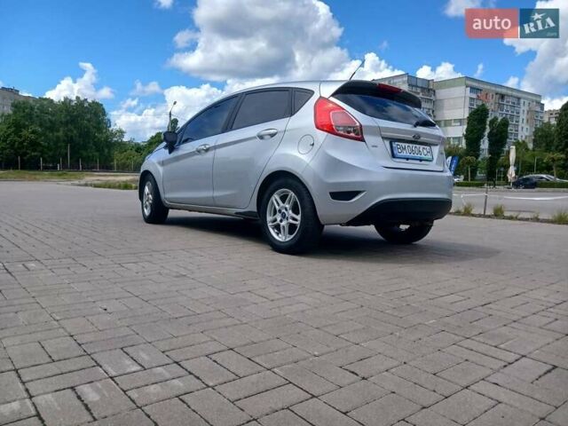 Серый Форд Фиеста, объемом двигателя 1.6 л и пробегом 132 тыс. км за 7300 $, фото 2 на Automoto.ua
