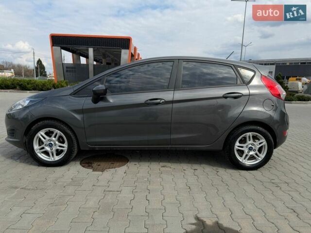 Серый Форд Фиеста, объемом двигателя 1.6 л и пробегом 127 тыс. км за 8200 $, фото 8 на Automoto.ua