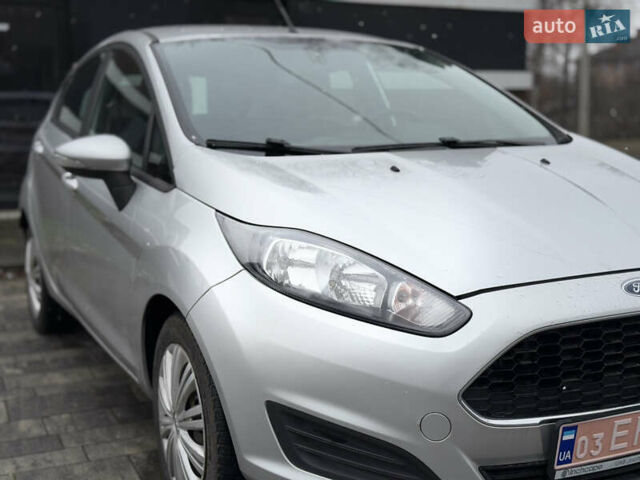Форд Фиеста 2017 в Тячеве на Automoto.ua Серый Форд Фиеста, объемом двигателя 1.6 л и пробегом 196 тыс. км за 7300 $, фото 15 на Automoto.ua