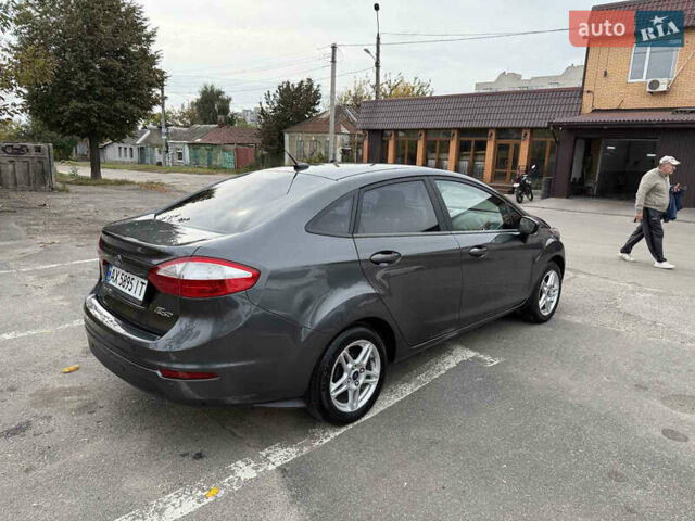 Серый Форд Фиеста, объемом двигателя 1.6 л и пробегом 57 тыс. км за 10800 $, фото 2 на Automoto.ua