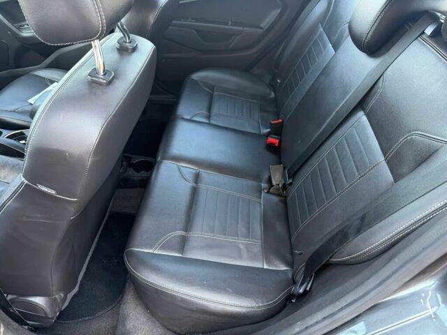 Форд Фиеста 2018 в Хмельницком на Automoto.ua Серый Форд Фиеста, объемом двигателя 1.6 л и пробегом 48 тыс. км за 5300 $, фото 10 на Automoto.ua