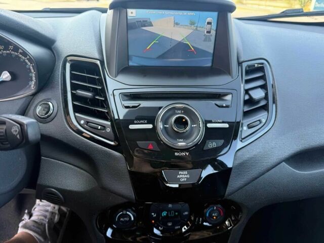 Форд Фиеста 2018 в Хмельницком на Automoto.ua Серый Форд Фиеста, объемом двигателя 1.6 л и пробегом 48 тыс. км за 5300 $, фото 8 на Automoto.ua