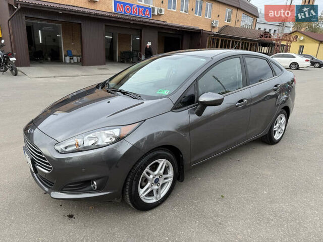 Серый Форд Фиеста, объемом двигателя 1.6 л и пробегом 57 тыс. км за 10800 $, фото 6 на Automoto.ua
