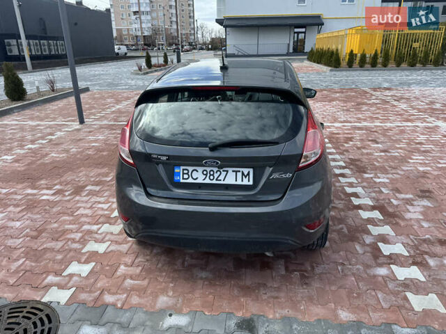 Серый Форд Фиеста, объемом двигателя 1.6 л и пробегом 72 тыс. км за 7500 $, фото 3 на Automoto.ua