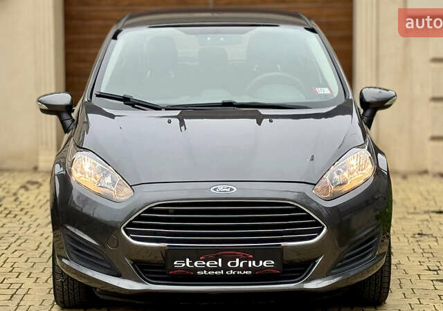 Сірий Форд Фієста, об'ємом двигуна 1.6 л та пробігом 158 тис. км за 8999 $, фото 2 на Automoto.ua