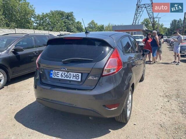 Сірий Форд Фієста, об'ємом двигуна 1.6 л та пробігом 206 тис. км за 8200 $, фото 6 на Automoto.ua