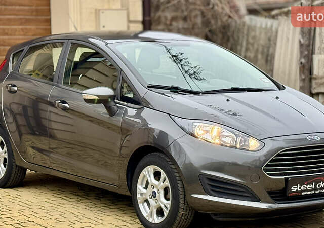 Сірий Форд Фієста, об'ємом двигуна 1.6 л та пробігом 158 тис. км за 8999 $, фото 1 на Automoto.ua