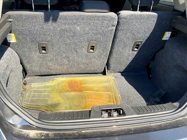 Серый Форд Фиеста, объемом двигателя 1.6 л и пробегом 77 тыс. км за 10300 $, фото 2 на Automoto.ua