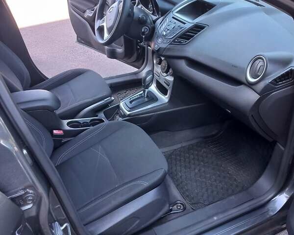 Форд Фиеста 2018 в Ровно на Automoto.ua Серый Форд Фиеста, объемом двигателя 1.6 л и пробегом 110 тыс. км за 9200 $, фото 19 на Automoto.ua