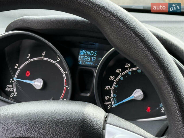 Серый Форд Фиеста, объемом двигателя 1.6 л и пробегом 57 тыс. км за 10800 $, фото 11 на Automoto.ua