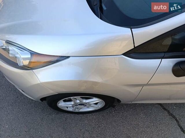 Серый Форд Фиеста, объемом двигателя 1.6 л и пробегом 141 тыс. км за 8400 $, фото 42 на Automoto.ua