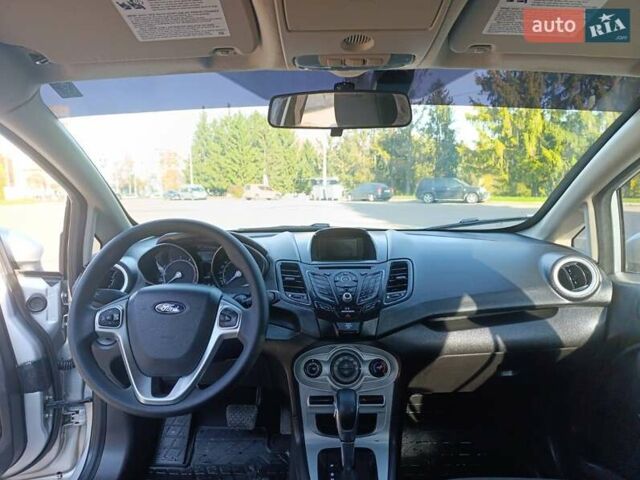 Серый Форд Фиеста, объемом двигателя 1.6 л и пробегом 141 тыс. км за 8400 $, фото 9 на Automoto.ua