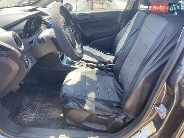 Сірий Форд Фієста, об'ємом двигуна 1.6 л та пробігом 206 тис. км за 8200 $, фото 10 на Automoto.ua