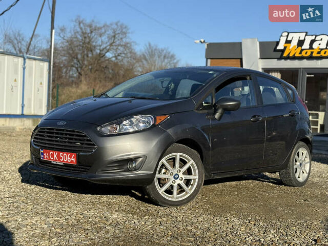 Серый Форд Фиеста, объемом двигателя 1.6 л и пробегом 149 тыс. км за 8500 $, фото 2 на Automoto.ua