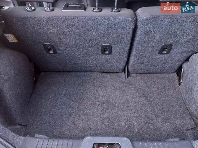 Серый Форд Фиеста, объемом двигателя 1.6 л и пробегом 110 тыс. км за 8700 $, фото 8 на Automoto.ua