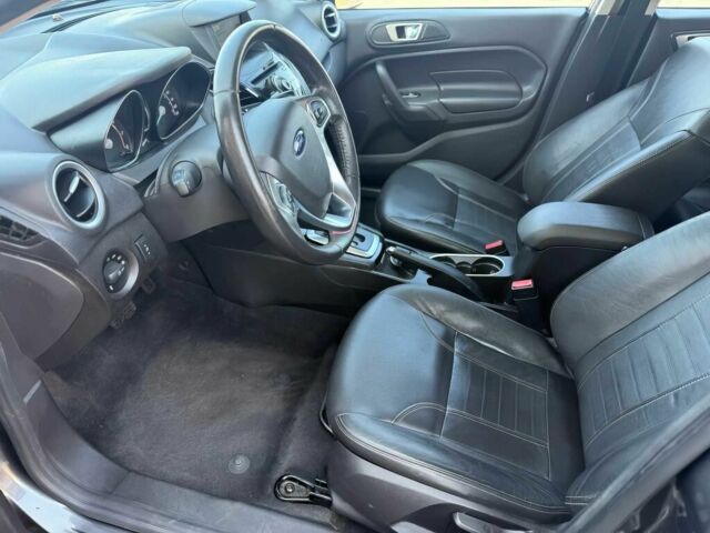 Серый Форд Фиеста, объемом двигателя 1.6 л и пробегом 38 тыс. км за 4500 $, фото 8 на Automoto.ua