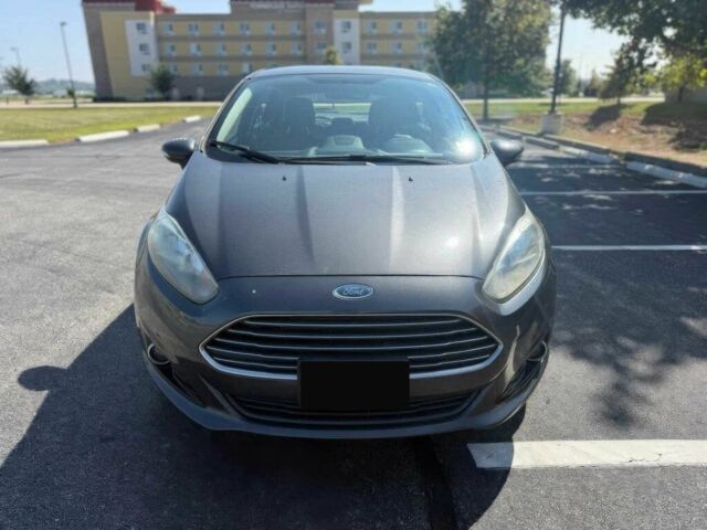 Серый Форд Фиеста, объемом двигателя 1.6 л и пробегом 32 тыс. км за 5900 $, фото 1 на Automoto.ua