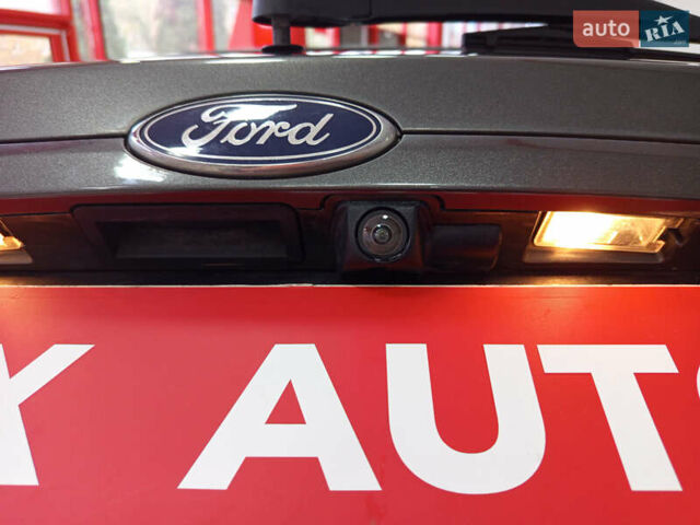 Серый Форд Фиеста, объемом двигателя 1.6 л и пробегом 41 тыс. км за 9200 $, фото 26 на Automoto.ua