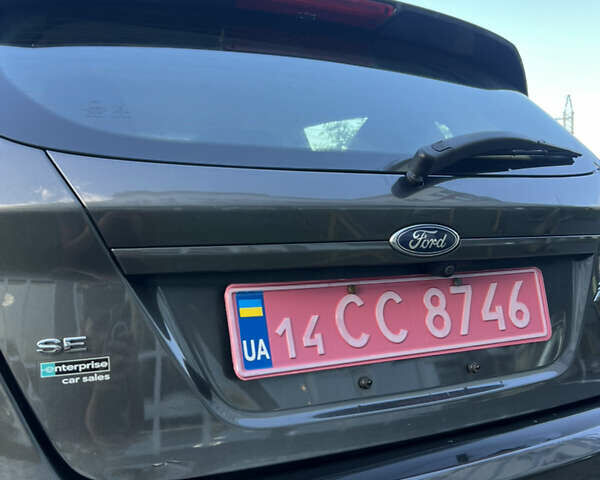 Серый Форд Фиеста, объемом двигателя 1.6 л и пробегом 157 тыс. км за 8900 $, фото 3 на Automoto.ua