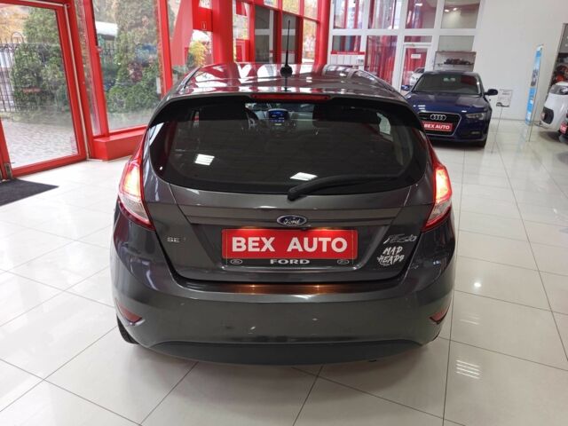 Серый Форд Фиеста, объемом двигателя 1.6 л и пробегом 41 тыс. км за 9200 $, фото 3 на Automoto.ua