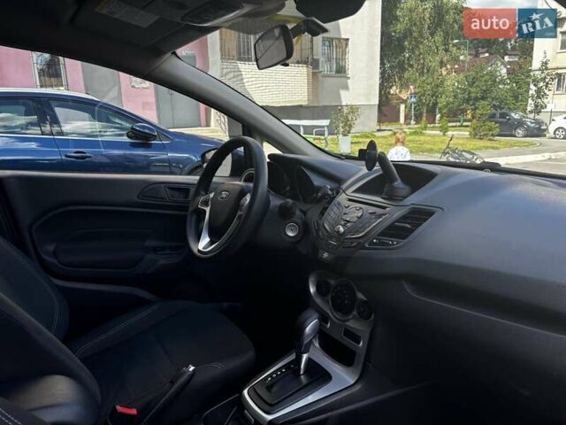 Серый Форд Фиеста, объемом двигателя 1.6 л и пробегом 86 тыс. км за 8800 $, фото 9 на Automoto.ua