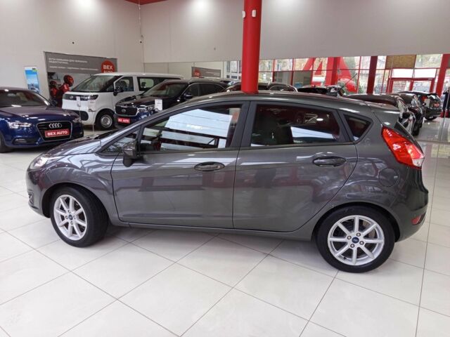 Серый Форд Фиеста, объемом двигателя 1.6 л и пробегом 41 тыс. км за 9200 $, фото 1 на Automoto.ua