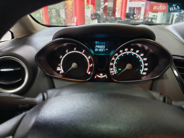 Серый Форд Фиеста, объемом двигателя 1.6 л и пробегом 41 тыс. км за 9200 $, фото 29 на Automoto.ua