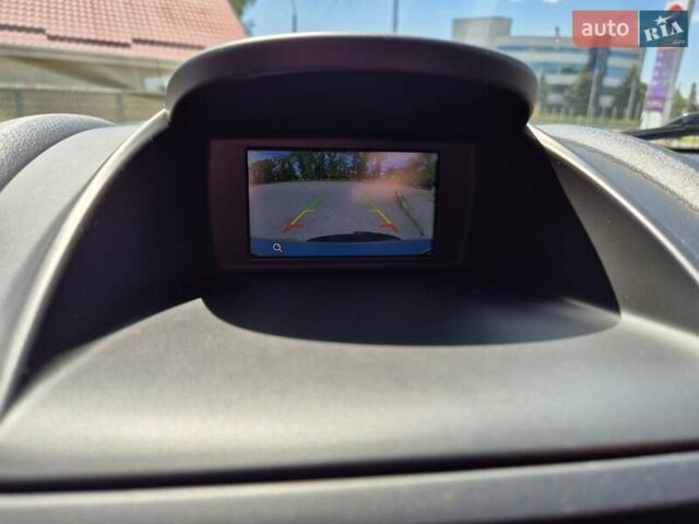 Серый Форд Фиеста, объемом двигателя 1.6 л и пробегом 122 тыс. км за 9900 $, фото 17 на Automoto.ua