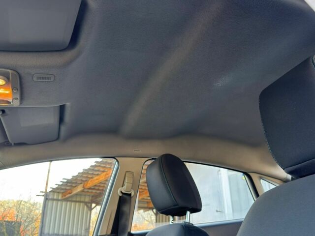 Серый Форд Фиеста, объемом двигателя 1.6 л и пробегом 266 тыс. км за 5700 $, фото 17 на Automoto.ua