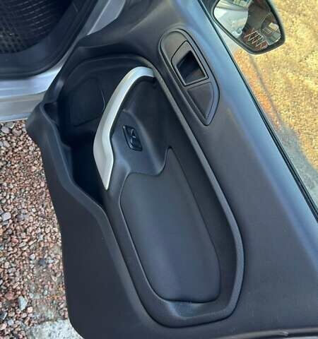 Серый Форд Фиеста, объемом двигателя 1.6 л и пробегом 266 тыс. км за 5700 $, фото 18 на Automoto.ua