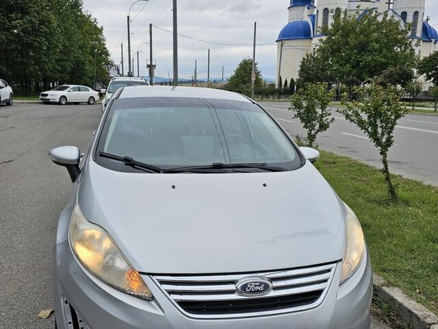 Сірий Форд Фієста, об'ємом двигуна 1.6 л та пробігом 131 тис. км за 4800 $, фото 12 на Automoto.ua