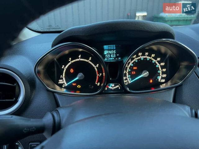 Серый Форд Фиеста, объемом двигателя 1.6 л и пробегом 159 тыс. км за 5899 $, фото 6 на Automoto.ua