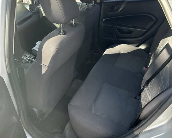 Форд Фиеста 2013 в Городок на Automoto.ua Серый Форд Фиеста, объемом двигателя 1.6 л и пробегом 79 тыс. км за 7200 $, фото 20 на Automoto.ua