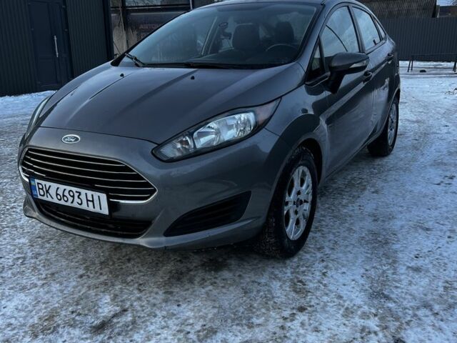 Серый Форд Фиеста, объемом двигателя 1.6 л и пробегом 159 тыс. км за 5999 $, фото 5 на Automoto.ua