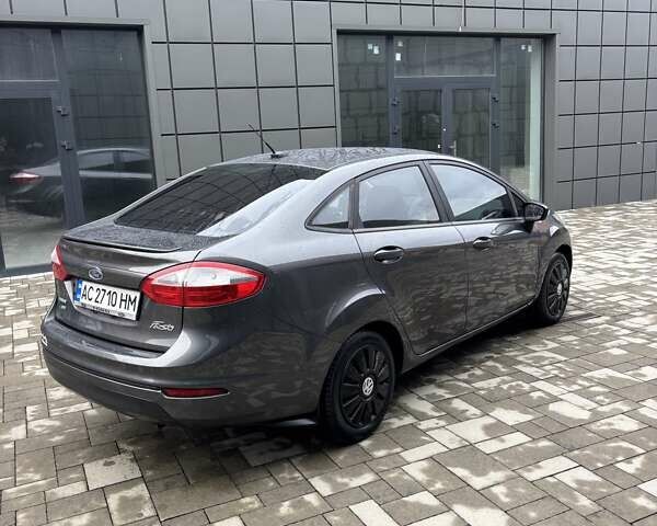 Сірий Форд Фієста, об'ємом двигуна 1 л та пробігом 240 тис. км за 5950 $, фото 13 на Automoto.ua