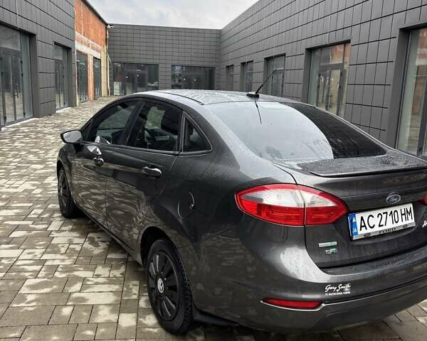 Сірий Форд Фієста, об'ємом двигуна 1 л та пробігом 240 тис. км за 5950 $, фото 10 на Automoto.ua